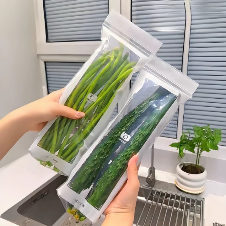 Vegetable Storage Bag - Fresh-keep Zip Pouches - close up view