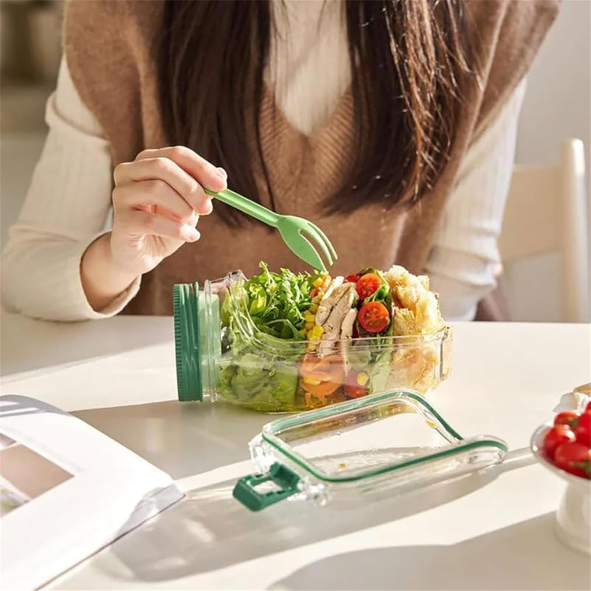 Portable Salad Jar with Sauce Cup - product details