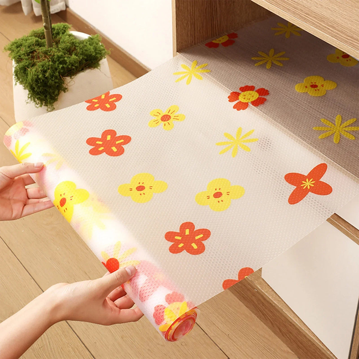 Anti-Slip Waterproof Cabinet & Drawer Liner (125*45 CMS) - product features