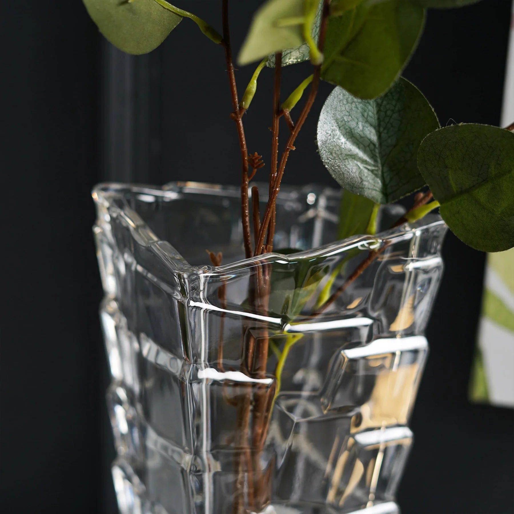 Clear Glass Flower Vase for Table Decor – Minimal Frenzy Designer Vase for Home & Office